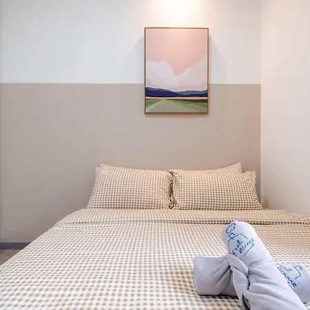 Cozy Home@United Point 3Br7Pax Pool Above Mall Gym